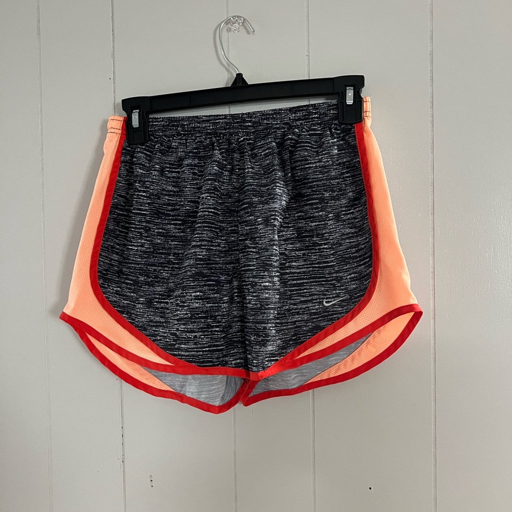 Medium Nike running shorts